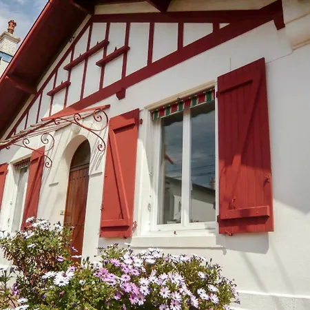 Holiday Pierre De Chevigna Biarritz